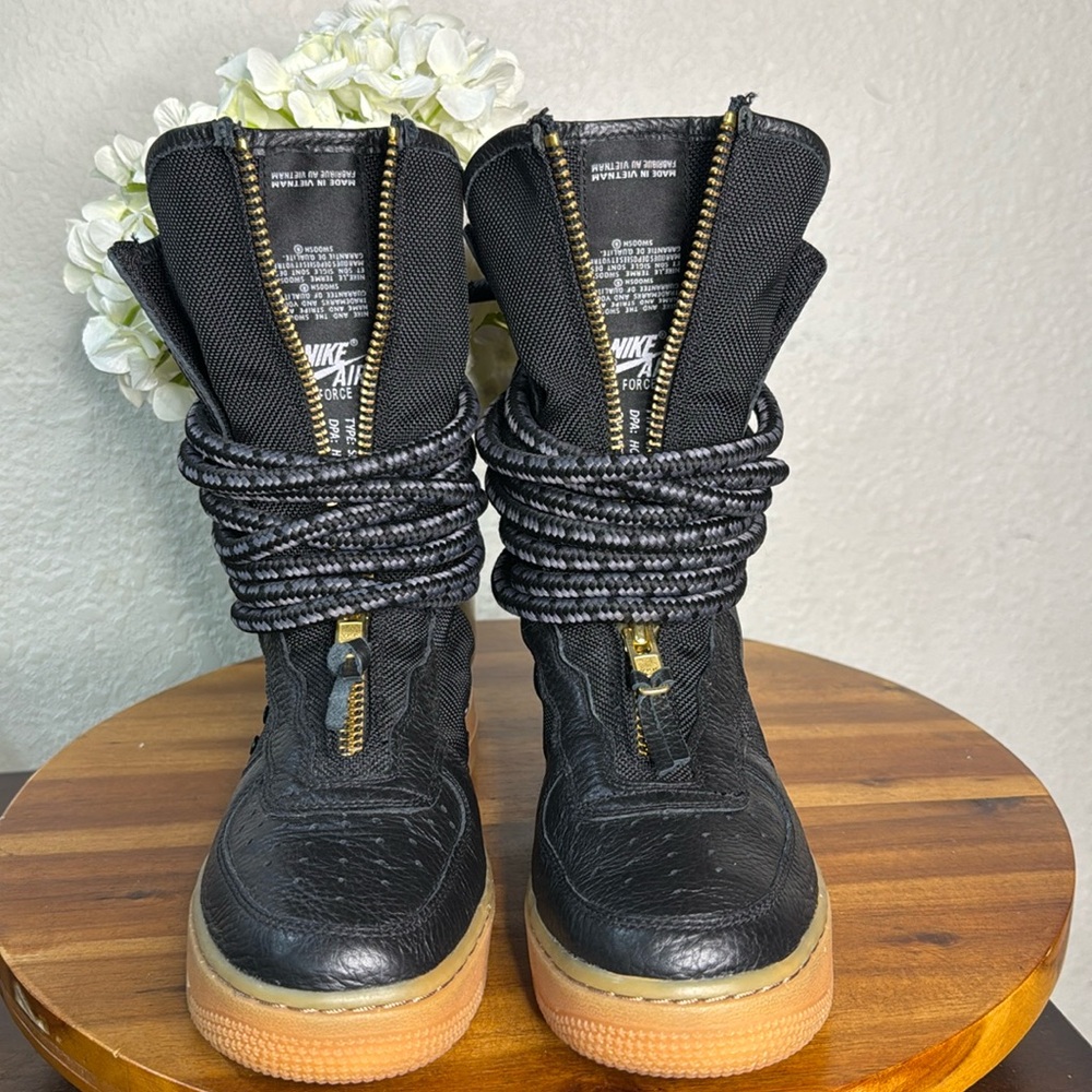 Nike Women’s Sf Air Force 1 High Black Gum Size 6, AA3965-001